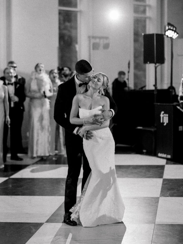 How to Plan an Elkins Estate Wedding Reception